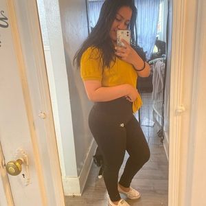 Meet your Posher, Ercilia